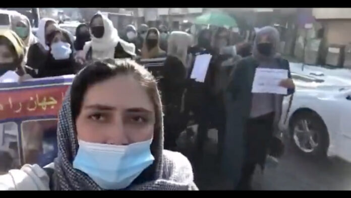 Afghan women came out on the streets of Kabul to protest for their right to work and education